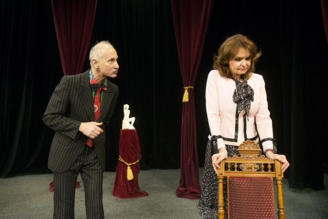 Divadlo bez zábradlí, Praha - Blbec k večeři