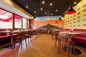 Saloon Pub