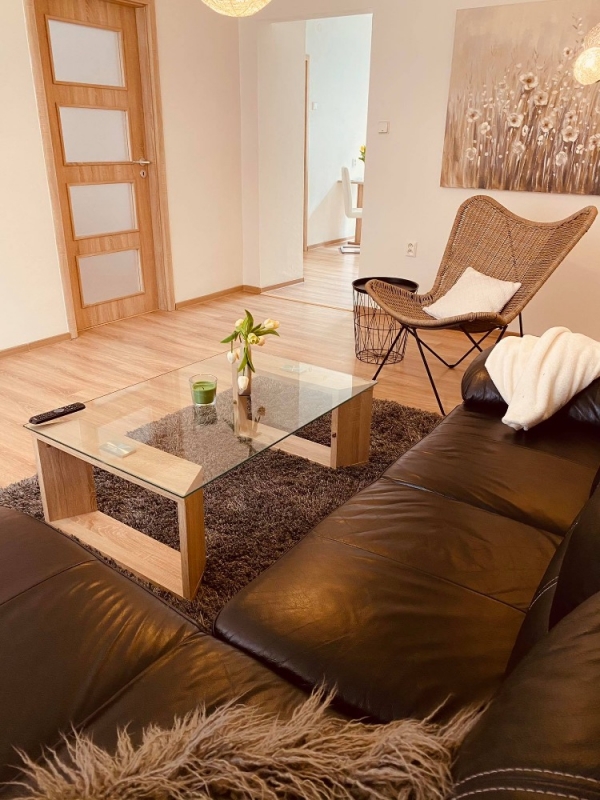 TRIO APARTMENTS