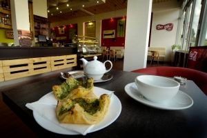 Bo asi café a víno