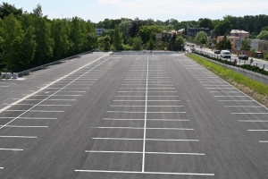Nový parkovací dům u zoo otevřen