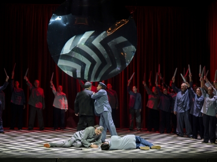 Pucciniho Turandot přichází na jeviště
