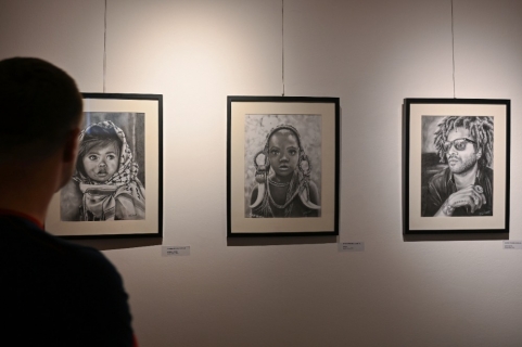 Figura z pěti zemí II na Slezské