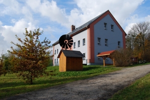Šenovská Stará škola a mlýnek, archiv MÚ Šenov